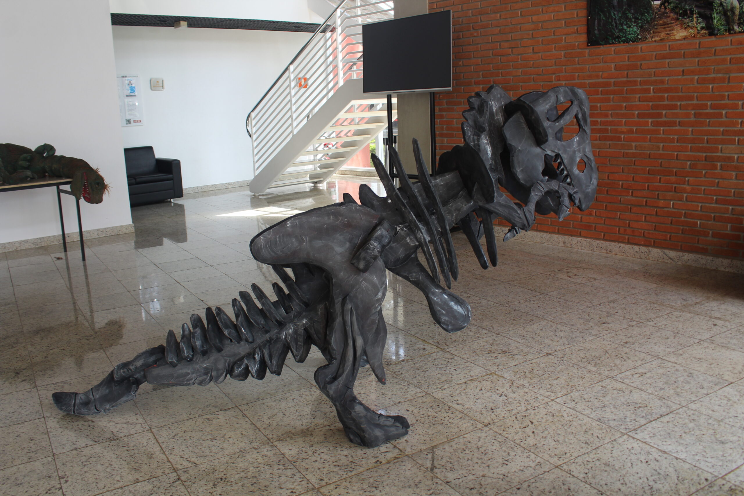 Sesi recebe exposição Dinossauros do Brasil Correio de Itapetininga