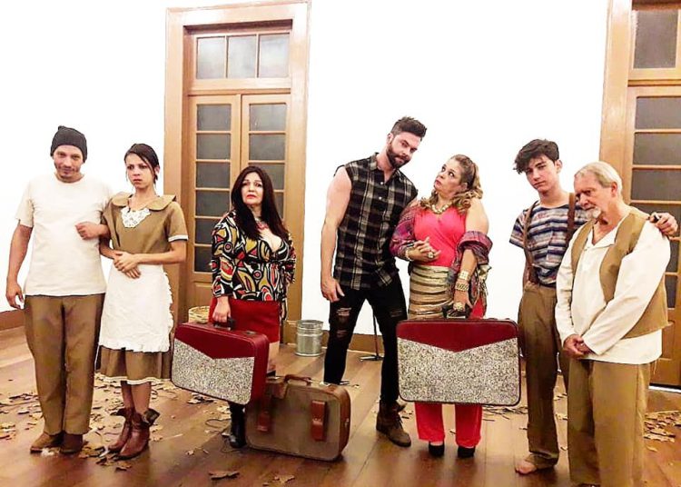 Grupo Detrás do Pano completa dez anos