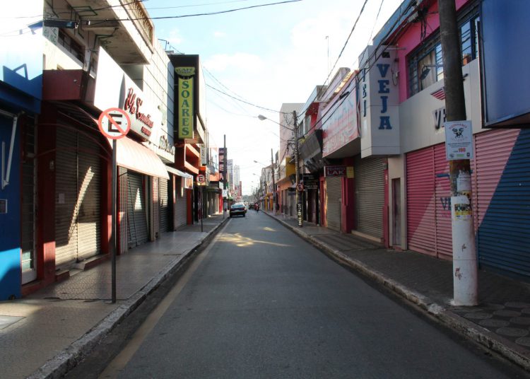 Estado terá restrição de circulação entre 23h e 5h