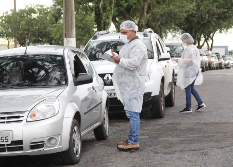 Moradores promovem vaquinha para ajudar feirante que teve casa incendiada