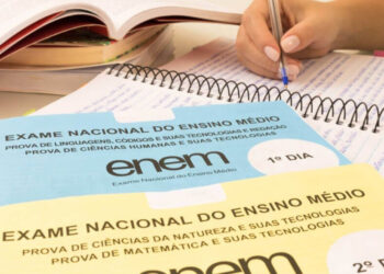 Instituição oferece cursos preparatórios gratuitos para provas do Enem