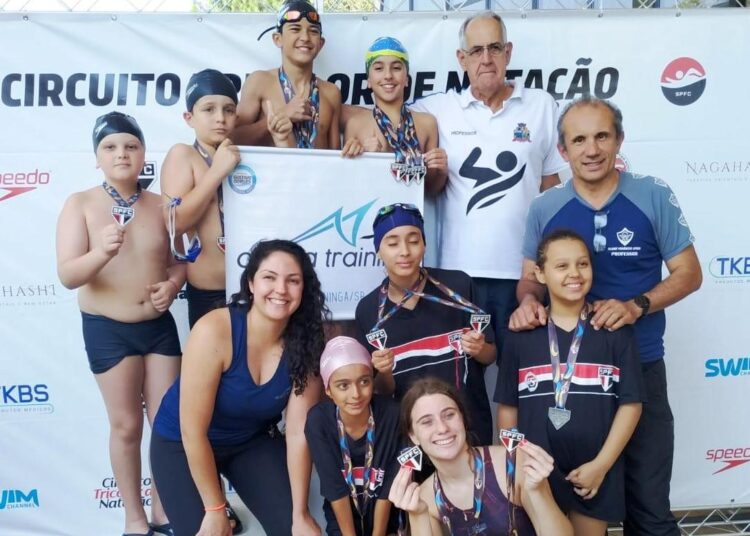 Atletas de natação conquistam medalhas no Circuito Tricolor de São Paulo