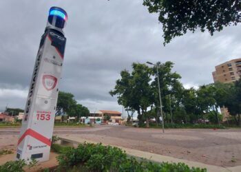 Entre as 20 câmeras, cinco terão visão de 360° instaladas em tótens e 15 serão fixas. Foto - Reproudção/Internet