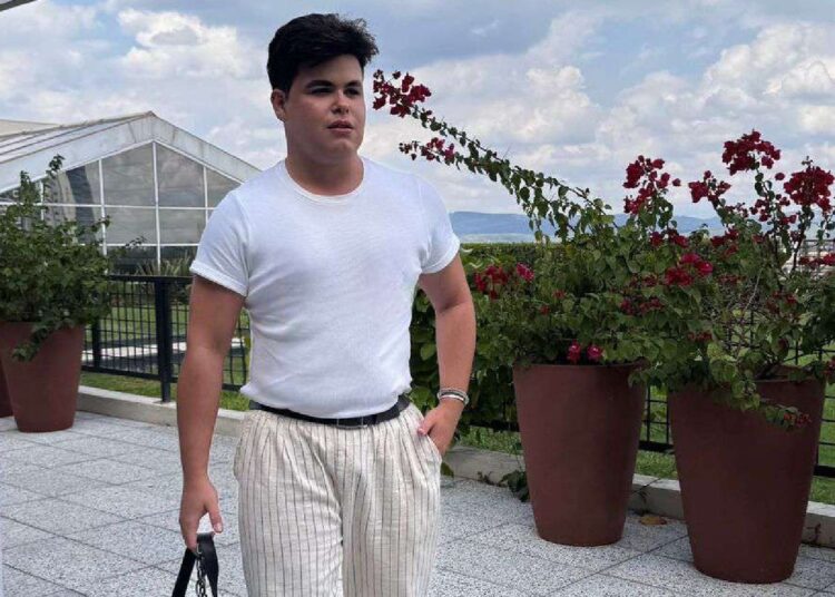 Como perder as maquiagens fez Victor descobrir um novo talento e ganhar asas