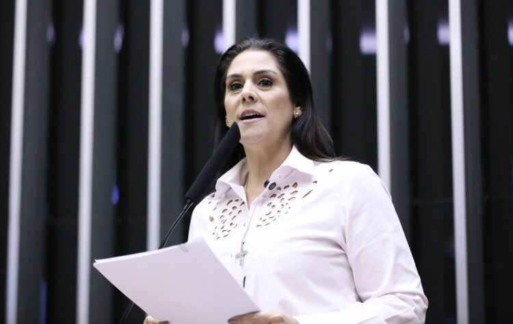 Simone Marquetto vota contra o aumento do IOF para os mais ricos e maior taxação das bets