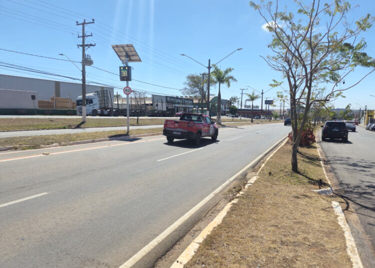 velocida 5 de novembro radares lombadas eletrônicas