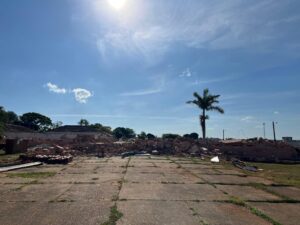Após 75 anos Casa da Criança é demolida em Itapetininga4