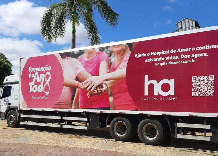 Carreta do Hospital de Amor oferece exames gratuitos em Itapetininga