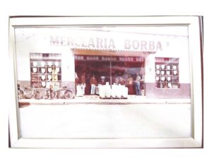 Primeira Mercearia Borba, que anos depois, se tornaria a rede de supermercados Pão de Mel. Foto - Arquivo Jornal Correio/Acervo