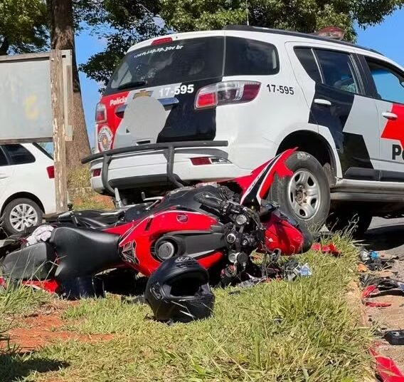 Jovem de 21 anos morre em acidente entre carro e moto em Itapetininga