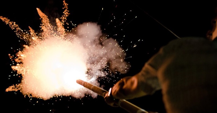 Fogos com estampido são proibidos na cidade e multa pode chegar a R$ 10 mil