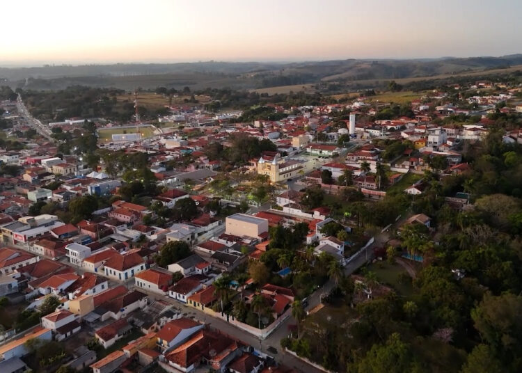 Prefeitura de Sarapuí abre concurso de níveis fundamental e médio