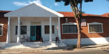 Casa Kennedy promove mostra em homenagem a Zé Martins