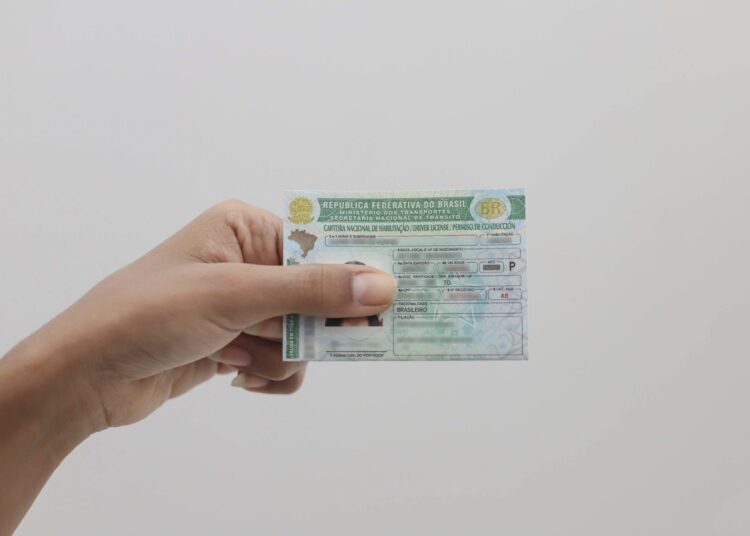 Tenho CNH provisória. Posso recorrer de multa?