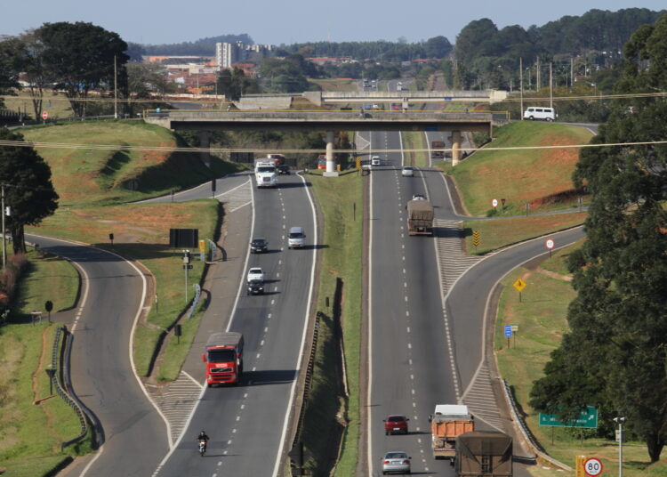 Multas em rodovias ultrapassam R$ 12,5 milhões, aponta DER