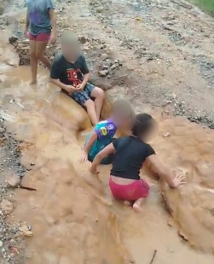 Buracos e falta de manutenção dificultam acesso ao bairro Pescaria em Itapetininga