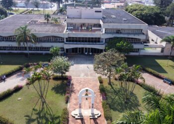 Funcionários públicos reclamam de atraso no pagamento do 14º e cobram transparência da Prefeitura de Itapetininga