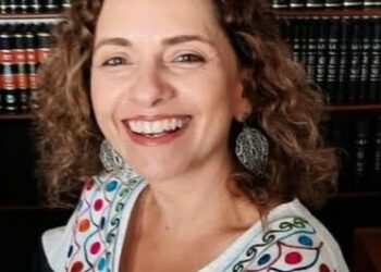 Paula Granato se filia ao PSB de Itapetininga