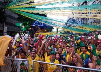 E tome bola!
