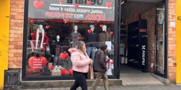 Dia dos Namorados deve movimentar vendas no comércio de Itapetininga. Jornal Correio de Itapetininga