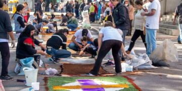 Procissão, confecção de tapete e missas marcam celebrações de Corpus Christi em Itapetininga